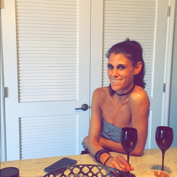 Meet your Posher, Lauren... - Picture 7 of 8